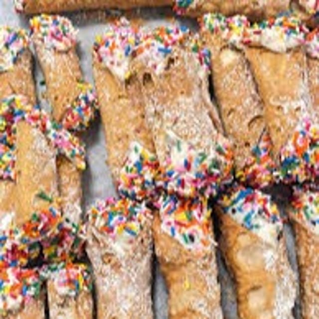 Mini Cannoli! (Funfetti-3 pcs).